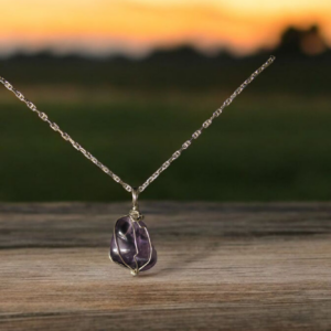 Amatista en cadena de plata 9.25