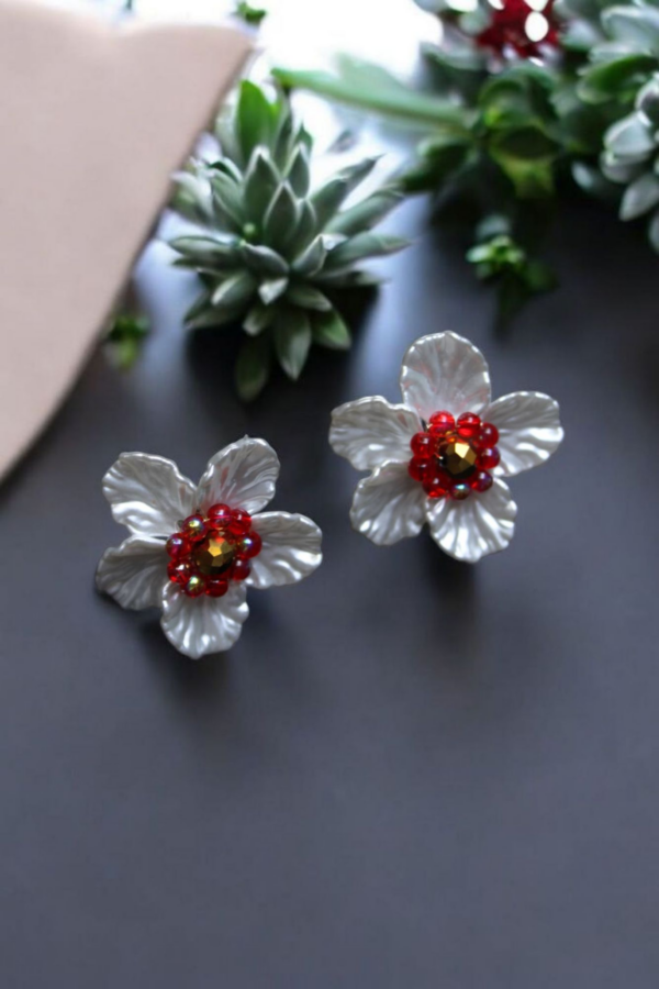 Aretes Estilo Flor