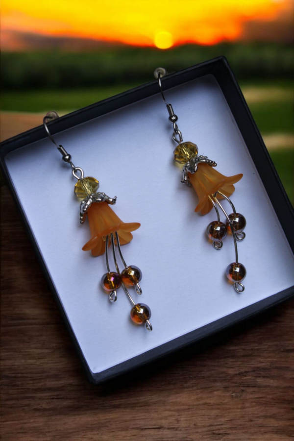 Aretes Flor Naranja