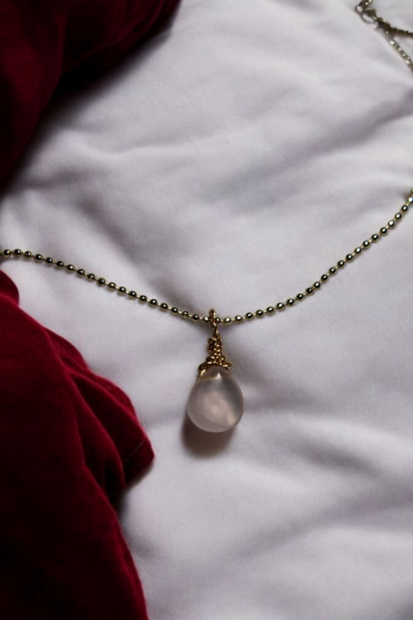 Gota en Cuarzo Rosa